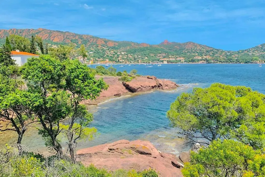 Superbe 4 Couchages Avec Terrasse - Clim - 50M De La Mer Saint-Raphaël Francia